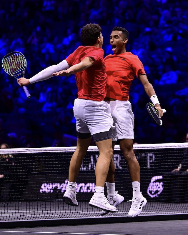 LaverCup's tweet image. The joy of winning points for your team. #MoetMoment