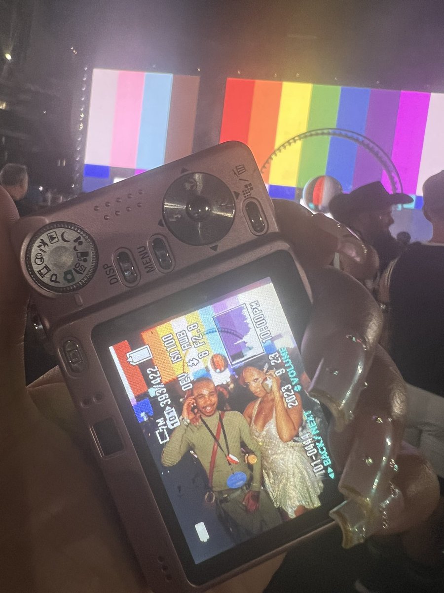 gothjafar's tweet image. i opened for beyoncé in houston tn with my bff river currently on the verge of tears, her hometown like are u kidding me