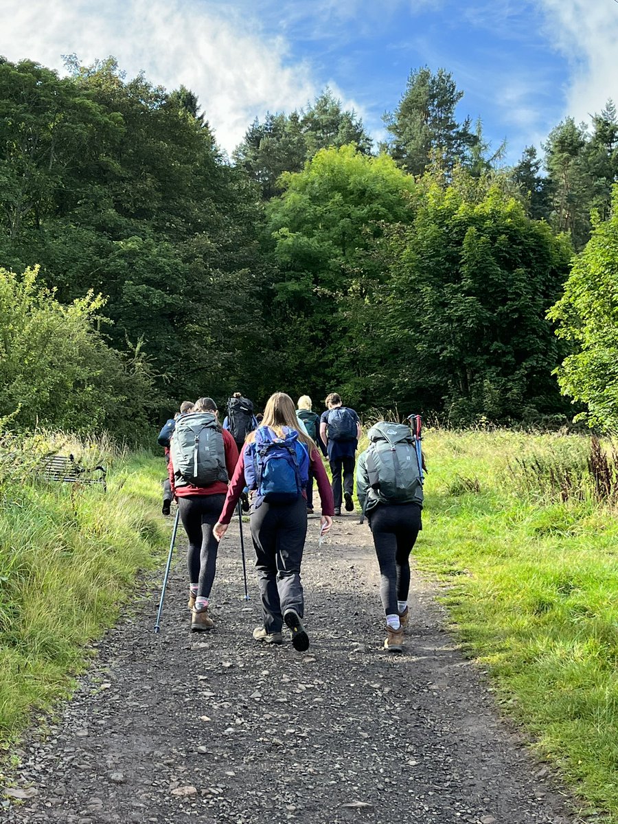 Ecuador training day with <a href="/TAExpeditions/">True Adventure</a> with @edinburghacad 18days to go!