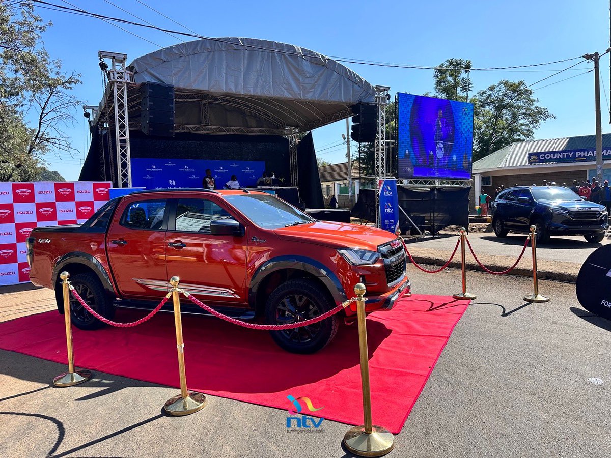 ntvkenya's tweet photo. We're all set at the #BerlinMarathon Watch Party in Eldoret: The Home of Champions! 🎉🌍 Join us as we come together to cheer on Team Kenya. 🏃‍♂️🏃‍♀️🇰🇪

Entry is FREE!
Watch us LIVE: https://t.co/M2yOcLpCfz

#LetsgoKenya https://t.co/1fiLl0sHiT