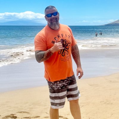 Maui Kevin tweet media
