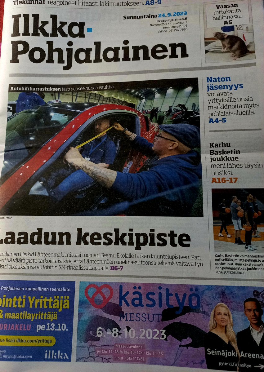 MKallasvuo's tweet photo. Siinä lepää kaikkien aikojen viimeinen Ilkka-Pohjalaisen painettu sunnuntainumero, 24.9.2023. Verkossa sisältölystit jatkuvat kutakuinkin 24/7. Tullut koettua printin hyvät vuodet ja röykkyinen meno verkon läpimurron jälkeen. Nyt vähän apea olo. 😔 #media #printtimedia https://t.co/vjASqBZyhG