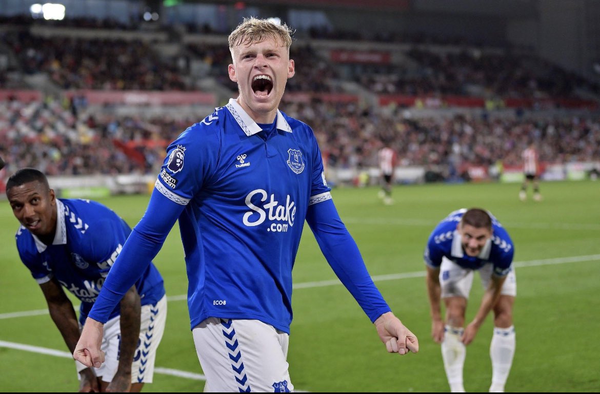 I was worried about integrating Branthwaite into this #EFC squad,especially after barely getting any minutes at the #U21EUROS 🏴󠁧󠁢󠁥󠁮󠁧󠁿 after coming of the back of a dominant/fantastic season at #PSV but them worries are gone! He’s been revolutionary this season and is a brick wall🧱🌟