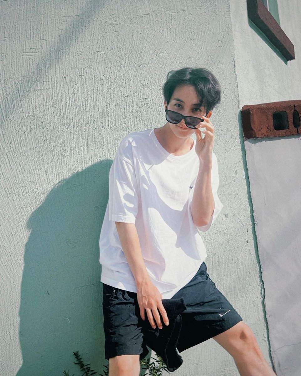 svtcontents's tweet photo. [#INSTAGRAM] 230924 JEONGHAN #정한

😇: seems like it's the end of summer😎 https://t.co/EUJgQy003M