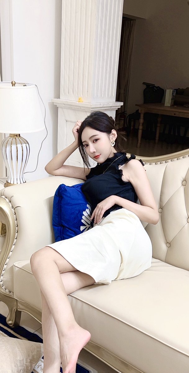 一个人的生活 要学会取悦自己

#王馨瑶
#gymgirl 
#workout 
#photo 
#model 
#explore 
#amzing 
#beautiful https://t.co/pWgCLECjzx
