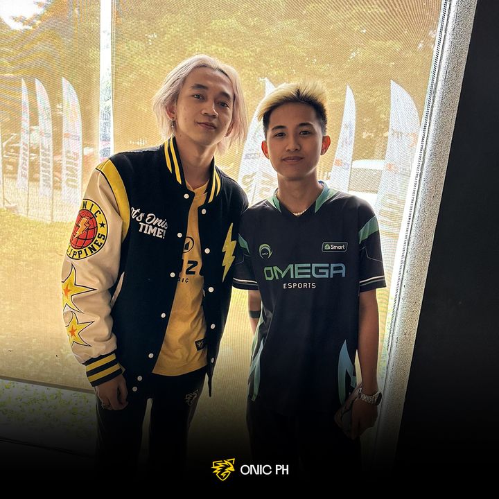 ONICPhilippines's tweet photo. Match-up incoming 👀👀👀
ONIC Raizen | Kelra
#LakasNgPinas #MPLPhilippines #itsONICtime #KTMBikeIndustries #AnterioreSolutions #TIMEXPH #IsuzuSubic #ReadyAnywhere #TheGameChanger #ConvergeFiberX https://t.co/99suF2E8iY