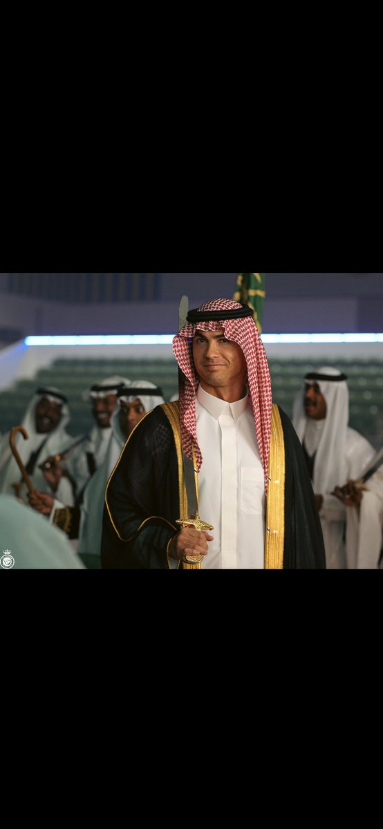 كريستيانو رونالدو . 👍