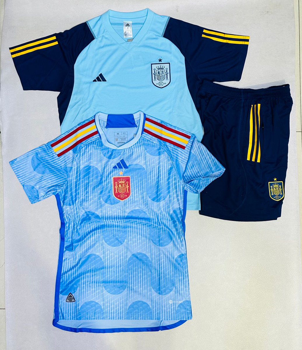 Xvr_fall's tweet image. Des maillots OG ✌️💯 
À BAS PRIX ✨
APPELEZ ZU 78 535 14 
11