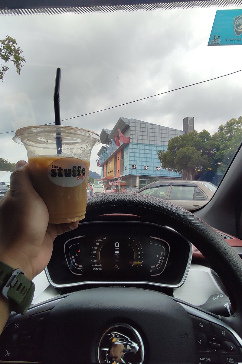 DanialRisma's tweet photo. dari atas pulau bawa ke atas langit kembali semula ke atas tanah untuk ke Darul Makmur...matchday... https://t.co/XejqFs1ze6