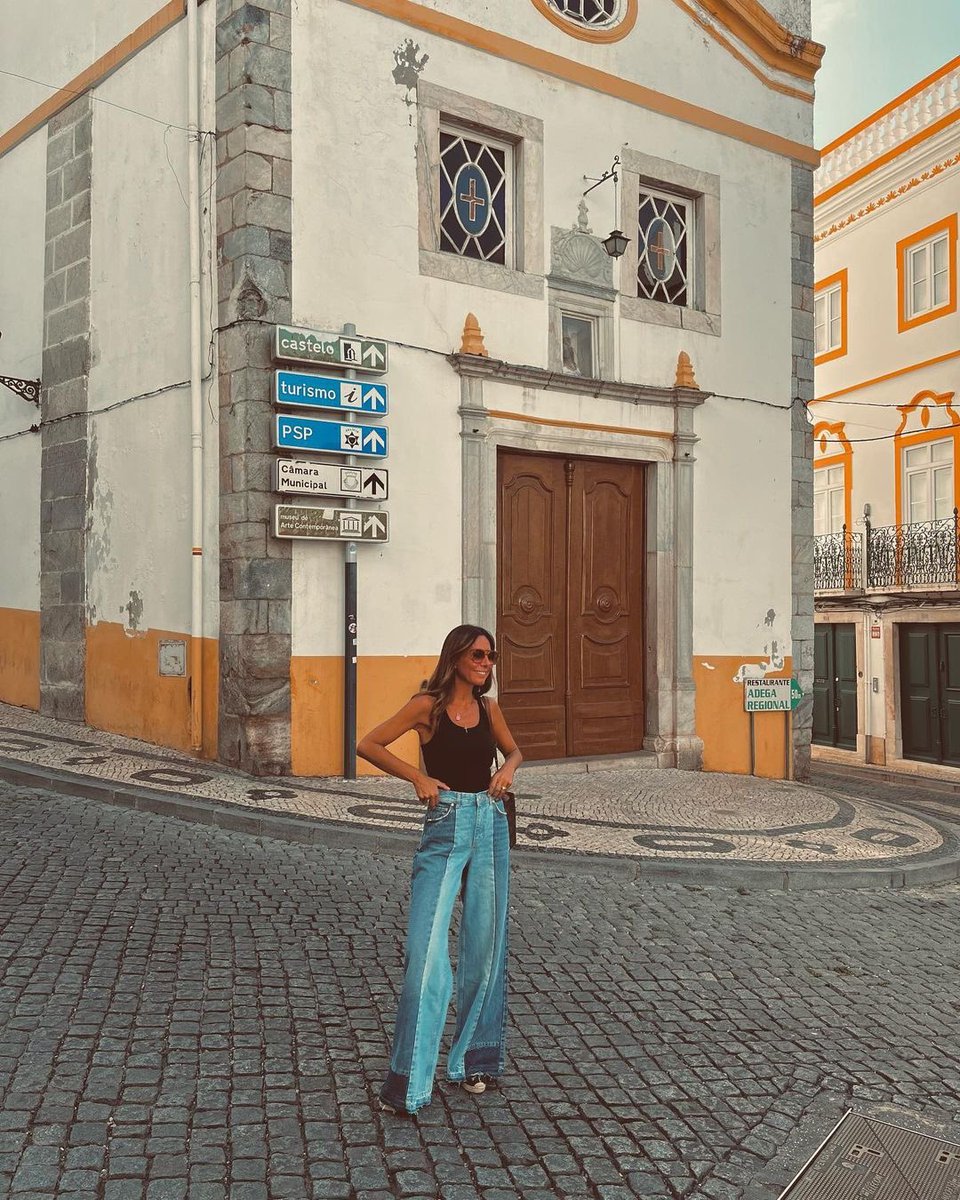 MonicaSdelMonte's tweet photo. Denim fever 👖
¿Que opción os gusta más? Top blanco/body negro?
#ootd #denim #inspostyle #outfitinspo #mo_mnk https://t.co/hRkKD9pgzm