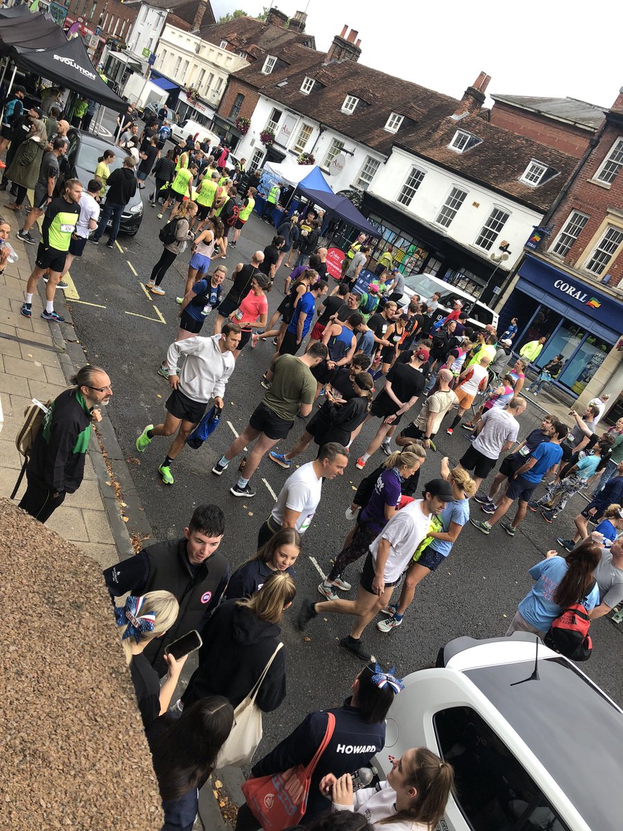 fat_jogger's tweet photo. Here we go again… soooo fat and out of shape, though… #WinchesterHalf https://t.co/sEwc4dUTG5