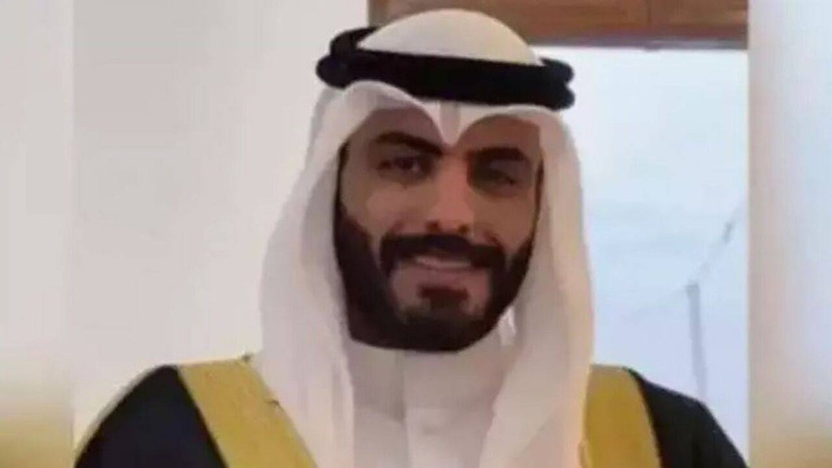 "Irkçılık Türklere değil Araplara mahsus bir hastalıktır" diyen Fatih Altaylı, Atatürk'e hakaretler yağdıran, Türkiye'yi küçümseyen Kuveytli yazarı yerin dibine soktu:

"O şerefsize sormak isterdim.

Ulan pislik, senin ülkende, senin ülkenin komşuları Katar’da, Birleşik Arap