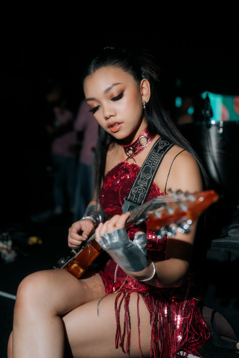 naura ayu tweet media