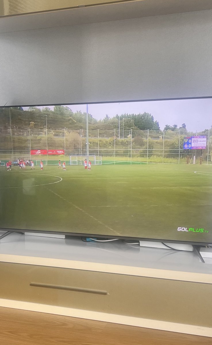 Empieza otra jornada en golplus, y no hay mejor manera que ver el futbol en la tele descárgate la aplicación en tu smart tv, y ve el fútbol en otro nivel