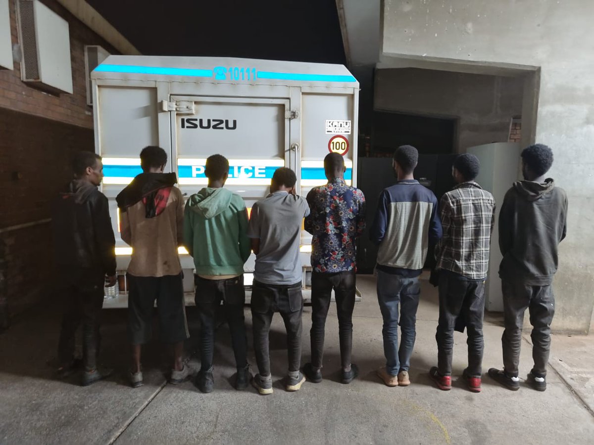 #sapsLIM Members of the Provincial Tracking Team, Crime Intelligence Unit in collaboration with Private Security arrested two suspects along the N1 North road, in Polokwane on Friday, 22 September 2023 for allegedly attempting to smuggle eight illegal immigrants. ML