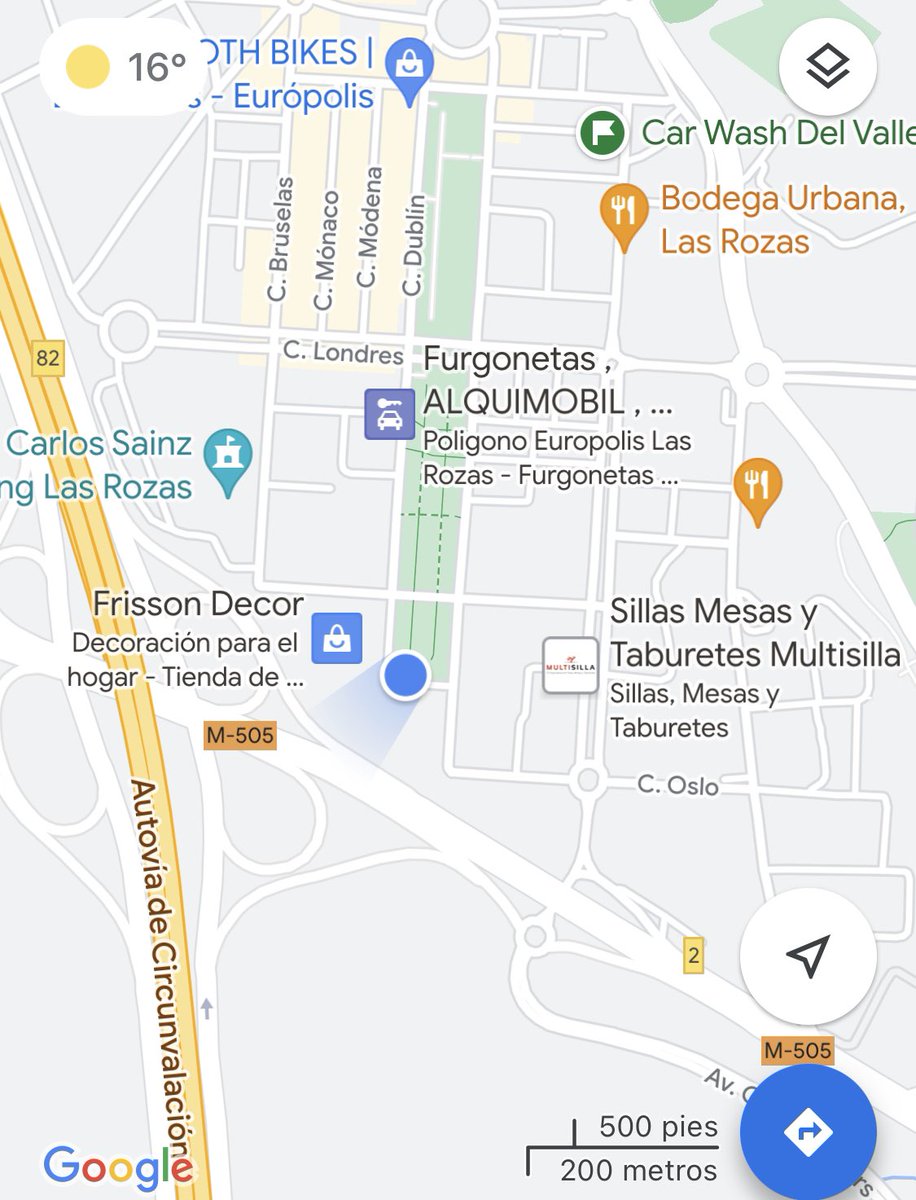 borodri's tweet photo. @LasRozasPolicia Aviso coche posiblemente robado, cristales rotos etc https://t.co/5nRbXgDixI