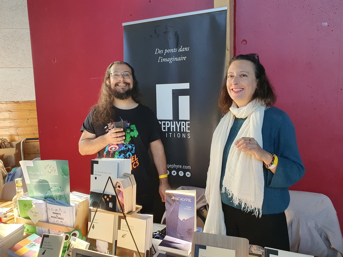 GephyreEditions's tweet photo. Bonjour des @LesAventuriales ! @OuroborosEBE et #alexandrafresse en place :) #menetrol #Auvergne #sfff #festival https://t.co/dOpH1gBvQp