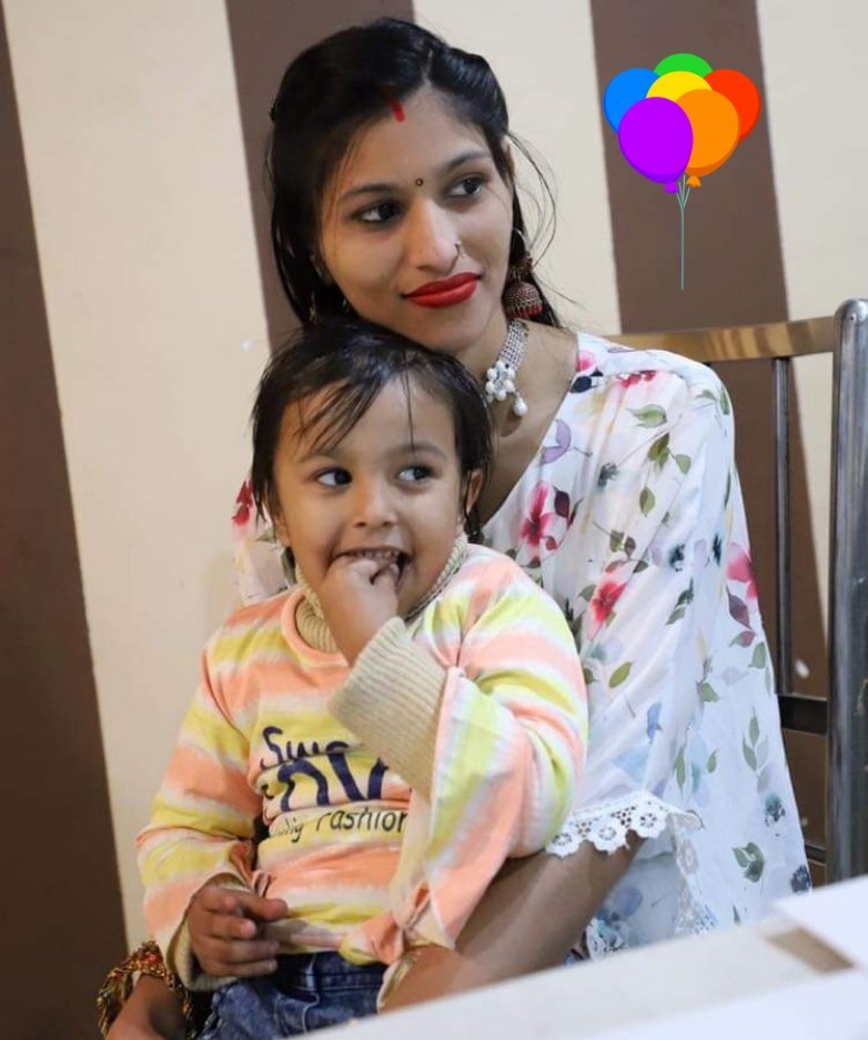 AryanV1853's tweet photo. लाडली बेटी #Sandhya_verma को जन्मदिन की हार्दिक बधाई एवं शुभकामनाएं! आज आप #5साल के हो गए 🧿 ईश्वर आपको खुशहाल जीवन एवं उत्तम स्वास्थ्य दे। 🌎💐🎂 #happybirthday #happyfive #daughterlove https://t.co/DkpZbJ7V7w