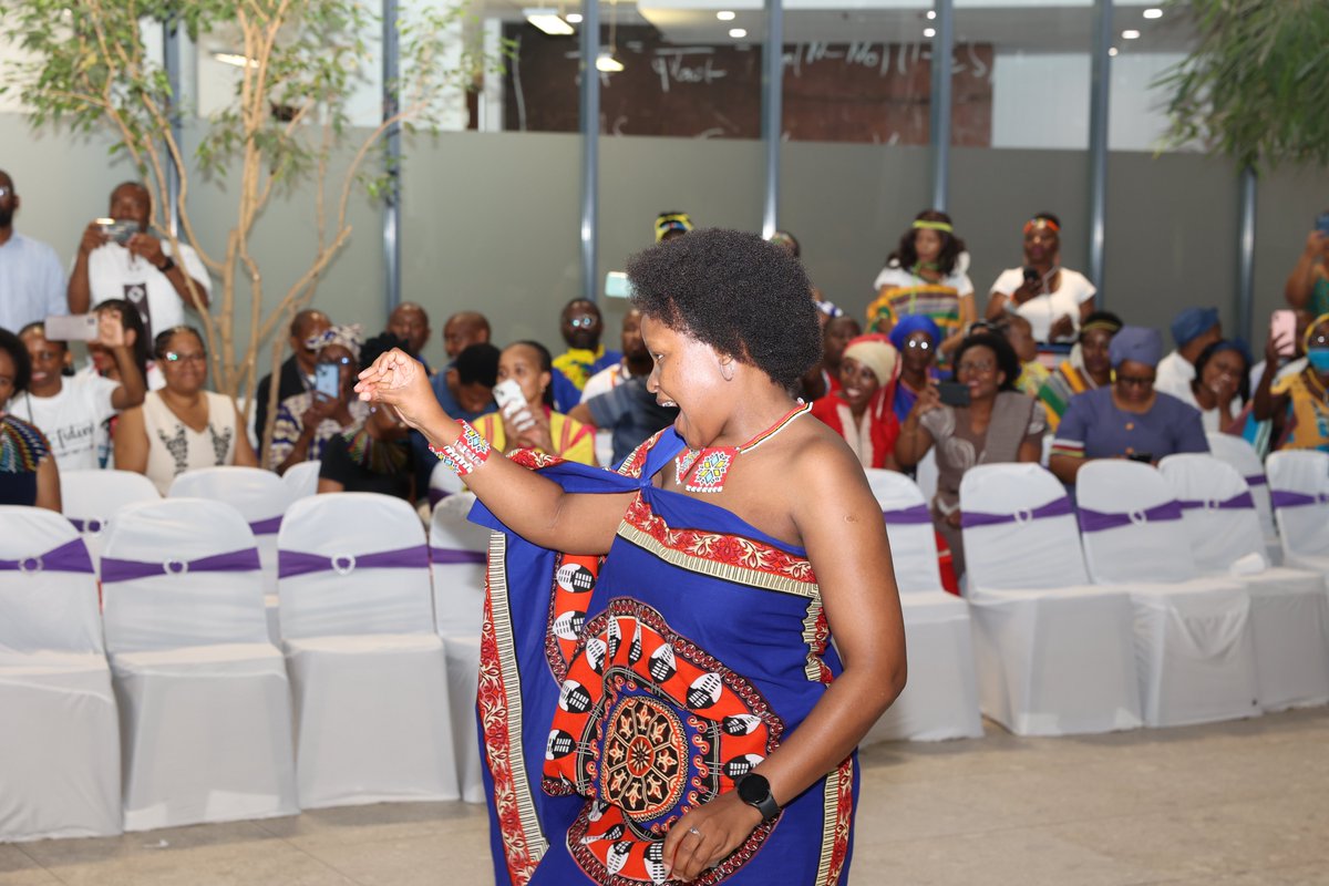 Happy #HeritageDay! This year, we celebrate under the theme,“Celebrating our cultural diversity in a democratic SA”. Let us to work together to ensure that harmful cultural practices that infringe on human rights do not find a place in our daily lives. #StatsSA #HeritageMonth