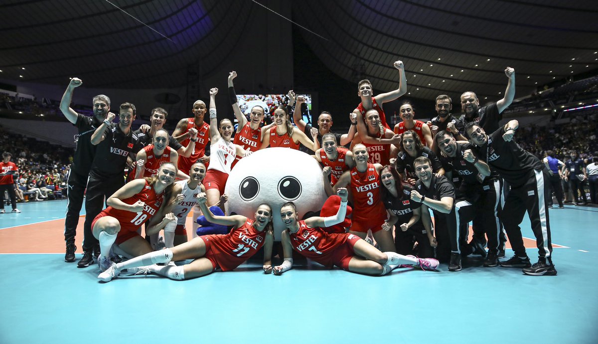 Muhteşemsiniiiiz❤️❤️❤️ #FileninSultanları