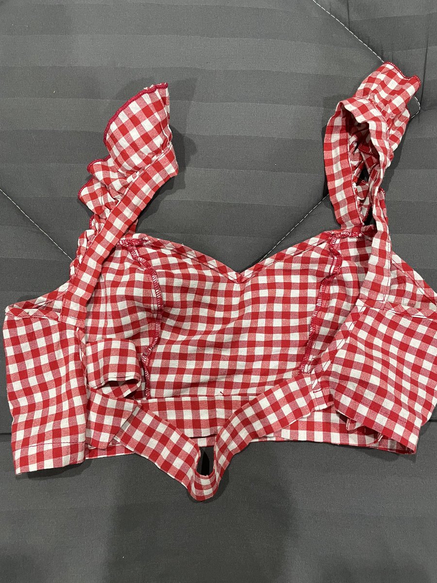 quinrrcc's tweet photo. 3) สายเดี่ยวผูกหลัง sexyมากกกกก ใส่แล้วเป็นสาวสวย size s m อก32-36

ส่งต่อ 80 รวมส่งค่าบ 

#ส่งต่อเสื้อผ้า #เสื้อผ้ามือสอง #ส่งต่อเสื้อผ้ามือสอง #ส่งต่อเสื้อผ้ามือ2 #เสื้อผ้ามือ2 #เสื้อผ้ามือสองสภาพดี #โล๊ะตู้เสื้อผ้า #ส่งต่อ #ส่งต่อคสอ #ส่งต่อกระเป๋า #ส่งต่อเดรส #เดรสแฟรี่ https://t.co/vUU1RTmnE1