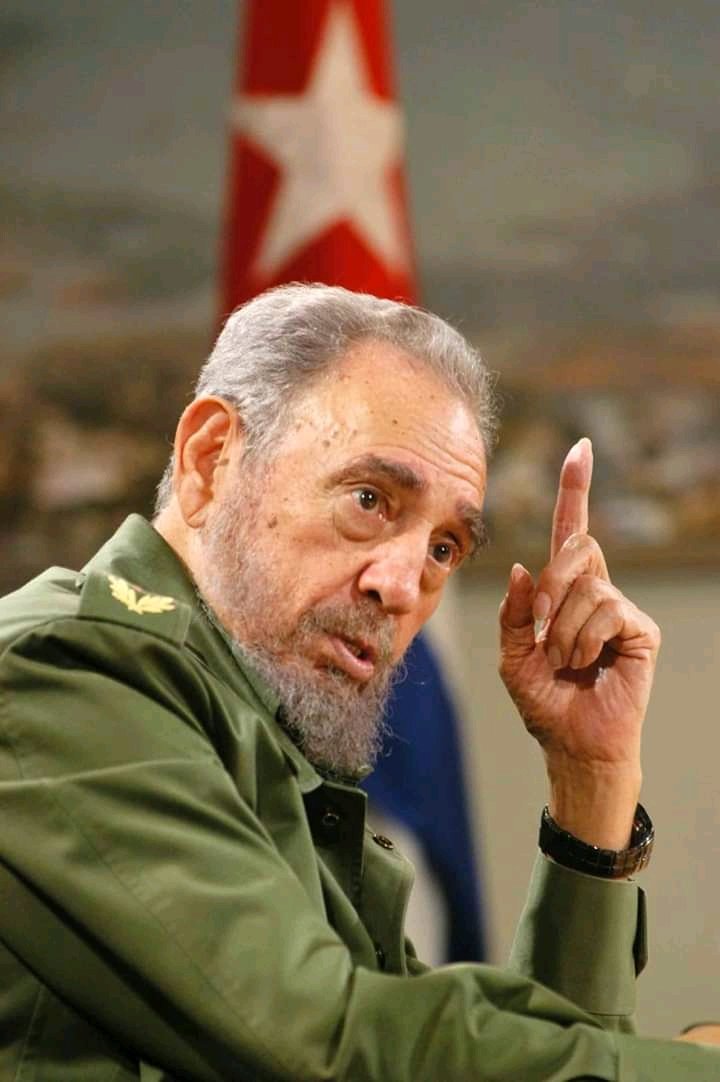 #FidelPorSiempre: 'Los problemas del mundo 🌎 no se resuelven amenazando ni sembrando miedo'. 🇨🇺
#Cuba #DiazCanelEnONU 
#ElSurTambiénExiste