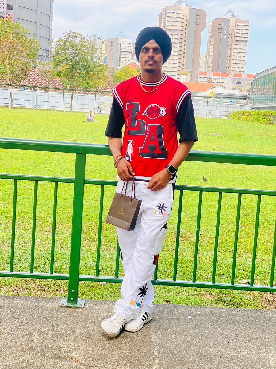 Rajwind74644994's tweet photo. ਮੈਂ ਮੈਨੂੰ ਵਧੀਆ ਲਗਦਾ
ਤੁਹਾਡਾ ਮੈਨੂੰ ਪਤਾ ਨਹੀ 💯🙏🏻 https://t.co/n1aMR1ZC92