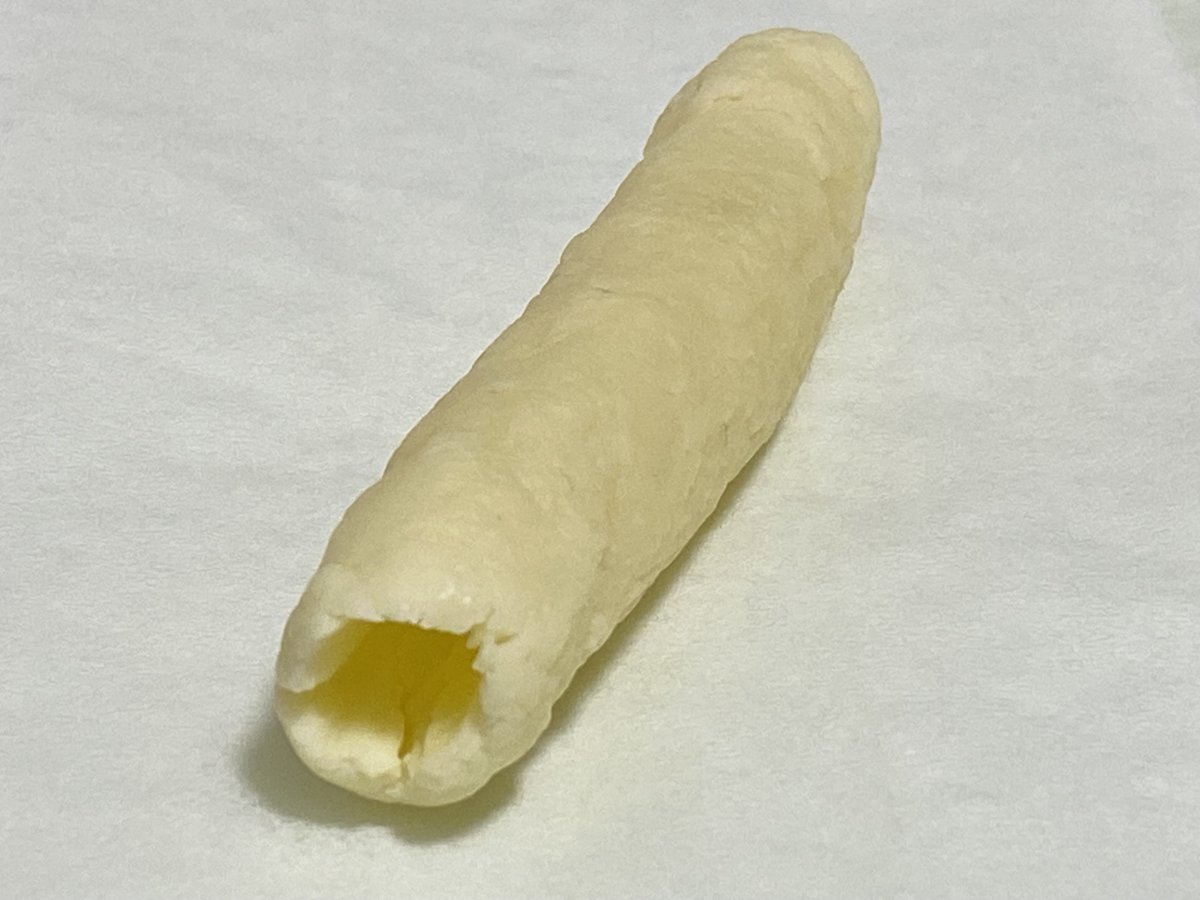 doyascience's tweet photo. プラスチックストローを手作りしました！材料は、なんと牛乳。ふわっとミルクのいいにおいがするストローです。作ってわかるプラスチックのワークショップを大阪市立科学館で開催します。お申込みはこちら。（亜）https://t.co/4P8o5yMh0x https://t.co/bfZJaMJgMD