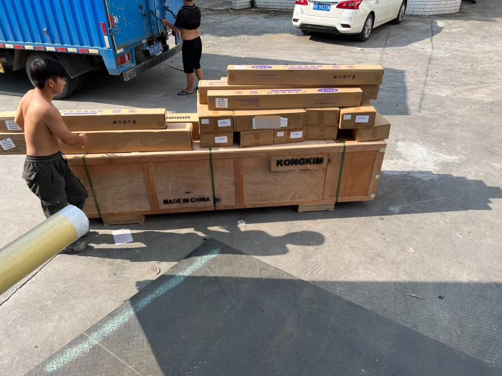 Nicolechen921's tweet image. 🚚🇺🇸KK1.8m i3200 Hoson board eco solvent printer + advertising printing supplies +dtf supplies ship to USA🥰
Thanks for new customer support and trust 🙏🌹
Choose Kongkim,Choose better 🤝🤝

📲&amp;amp; WS &amp;amp; Wechat: +86 159 157 81 352; 

#hosonprinter
#usaprinter
#usaadvertisingprinter