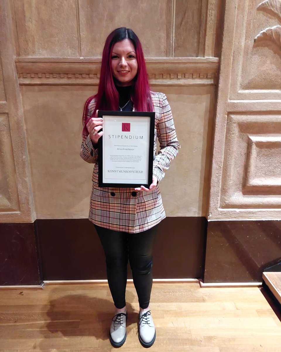 anaanastasov's tweet image. Årets Konstmusiksyster 2023

I am very grateful to have received a scholarship from @konstmusiksystrar .
this support empowers me to continue improving my skills, push my limits and triumph over the distances that separate me from my home.

photo1: timjan wall

#gamecomposer