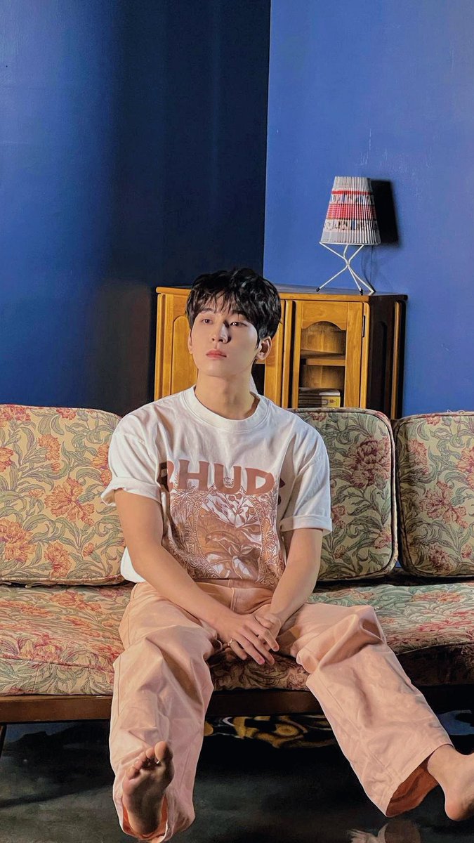 17svtedit's tweet photo. Wonwoo #원우

#세븐틴 #SEVENTEEN https://t.co/XPw8ZJeVfq