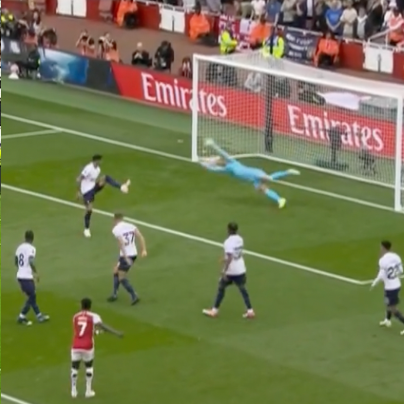 talkSPORT's tweet photo. Correction!

Own goal from Cristian Romero...

 #ARSTOT