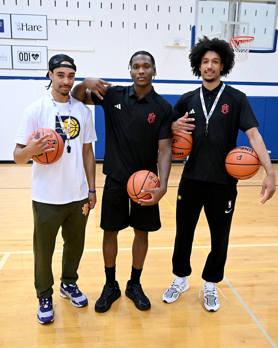 Andrew Nembhard and Kendall Brown came through to help Bennedict Mathurin at his youth basketball camp yesterday. 💙