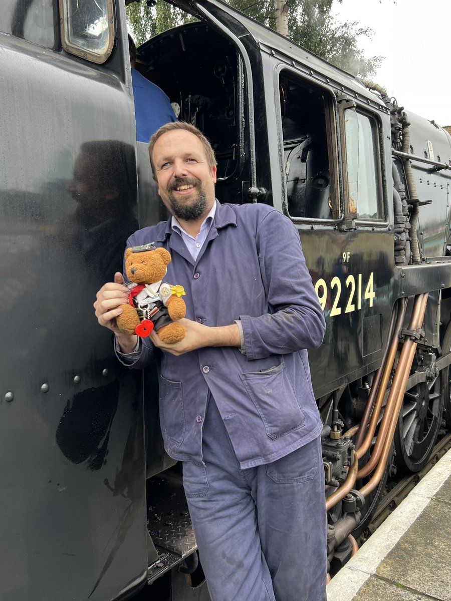 I had to be rescued today!! Luckily this man was at hand to get me out of danger!! Albeit I had a very different view of a 9f something I may not see again for a while (and kind of hope not!) thank you Mr9f man for getting me out of trouble