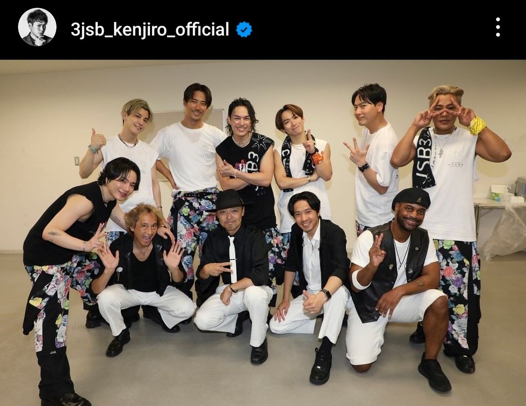 0129777's tweet photo. 改めて✨

LIVE TOUR 2023 ｢STARS｣
全32公演本当に本当に
お疲れ様でした☺️！

BLUE IMPACTから9年ぶりの
アリーナツアー凄く楽しかったし

あの頃と変わらず
沢山の愛を伝えて降り注いでくれて
幸せ、笑顔にしてくれた
7人には感謝しかないです😢

ずっと大好きです🌈

#三代目JSOULBROTHERS
#STARS https://t.co/vO1XeVRDqc