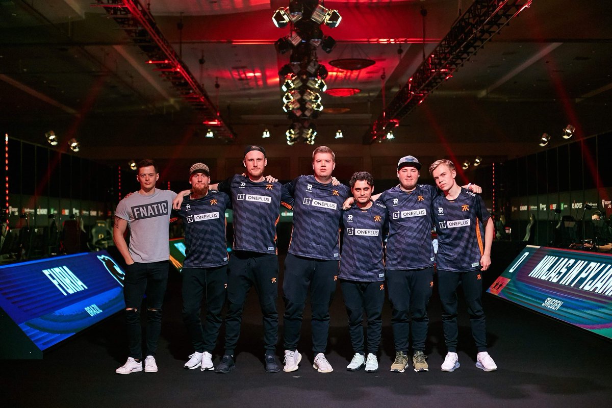 With 7+ years of esports experience I am now looking for part time work in the industry.

Some of the things I've done
- Team Manager
- Pro Player
- Operations &amp; Head of operations
- Player Agent

Full CV available on request!

Happy to discuss roles!

RT's are very appreciated!