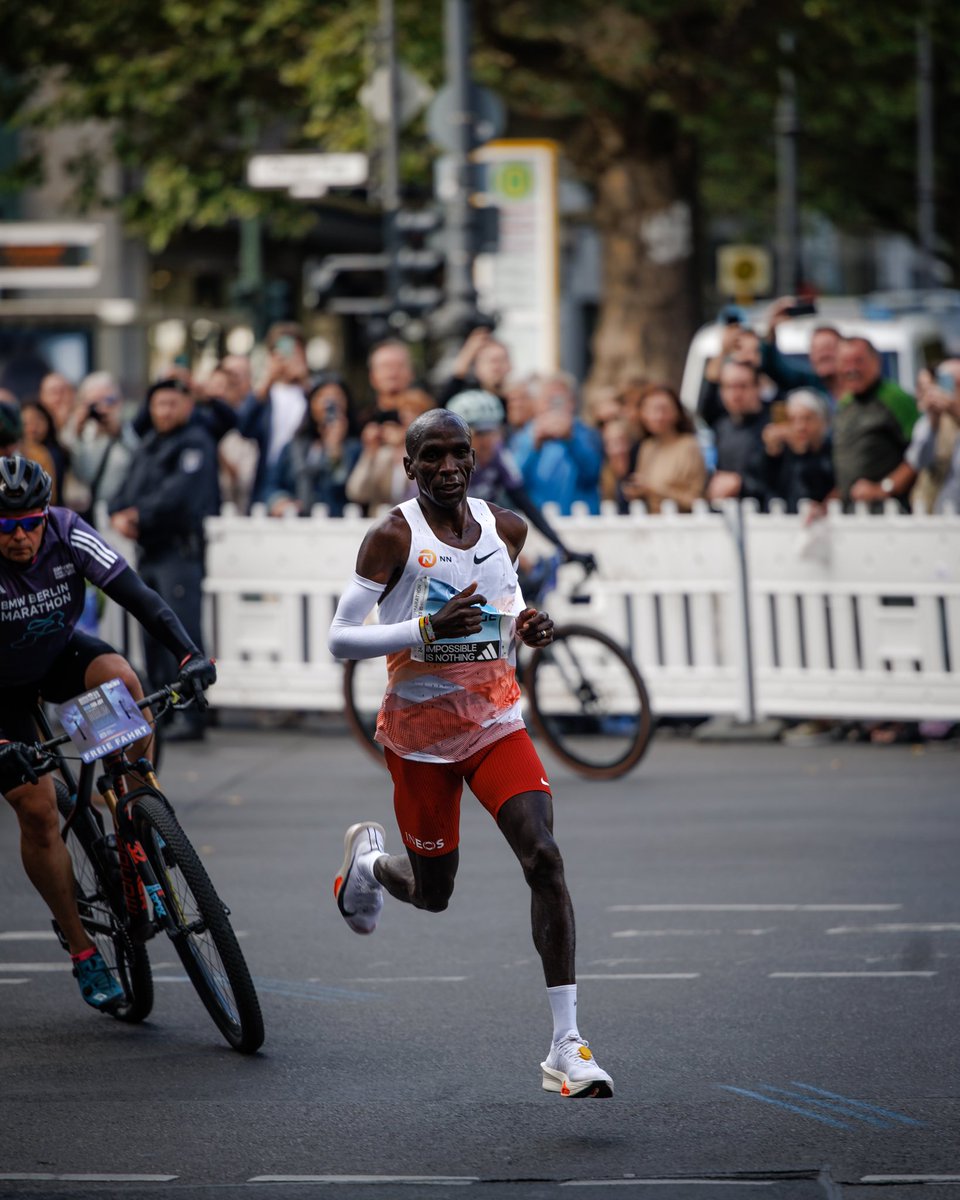 To be the first one winning the Berlin Marathon five times is something that I could only dream of. We have so much history together whereby I cannot put into words the feeling I get when running these streets. Thank you to all the fans out on the course today.