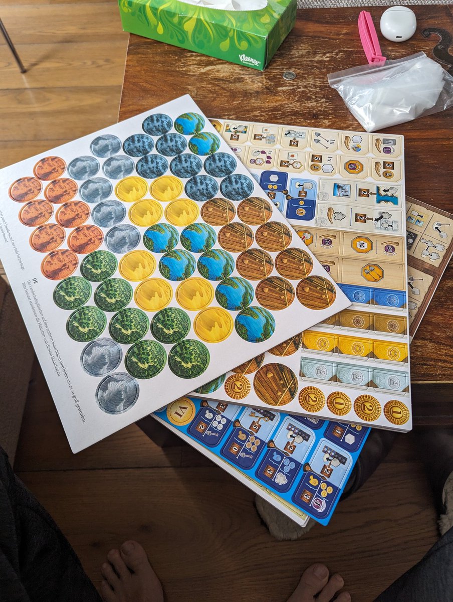 Gregolf's tweet image. Time to pop probably the best game of the year .... #BoardGames
