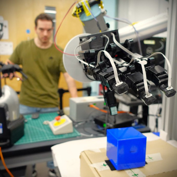 QMUL School of Engineering and Materials Science (@qmulsems) on Twitter photo Success of Queen Mary researchers and students at TAROS 2023 - the UK Robotics Conference <a href="/farkhatdinov/">Ildar Farkhatdinov</a> dlvr.it/SwXgBs Success of Queen Mary researchers and students at TAROS 2023 - the UK Robotics Conference <a href="/farkhatdinov/">Ildar Farkhatdinov</a> dlvr.it/SwXgBs