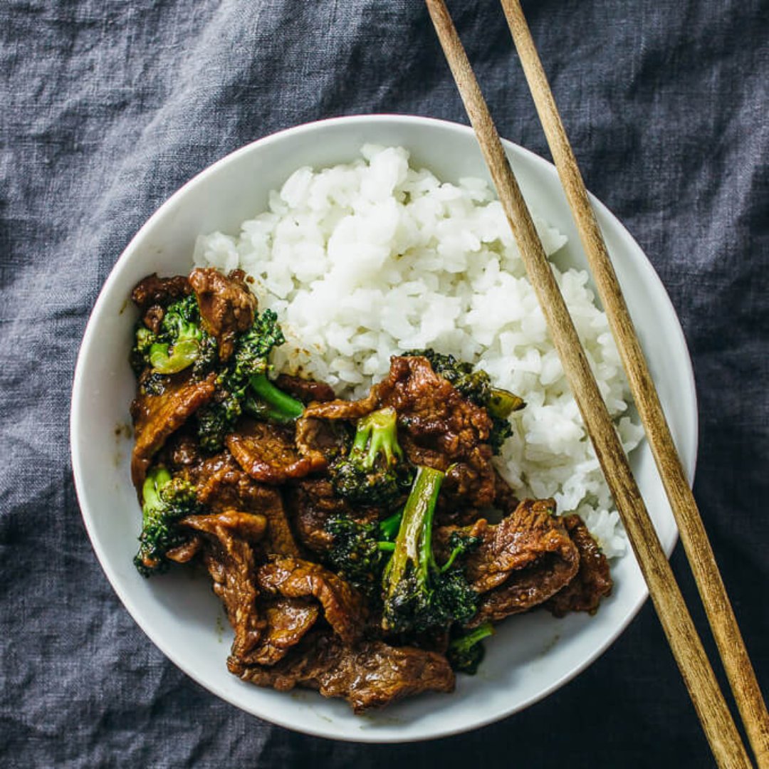 Craving takeout but want to make it at home? Dive into this delicious Beef and Broccoli recipe. 🥦🥩 Whip up a flavorful stir-fry that's even better than your favorite restaurant version at savorytooth.com/beef-broccoli/.

📸: savorytooth.com

#beefandbroccoli #rice #smartrice