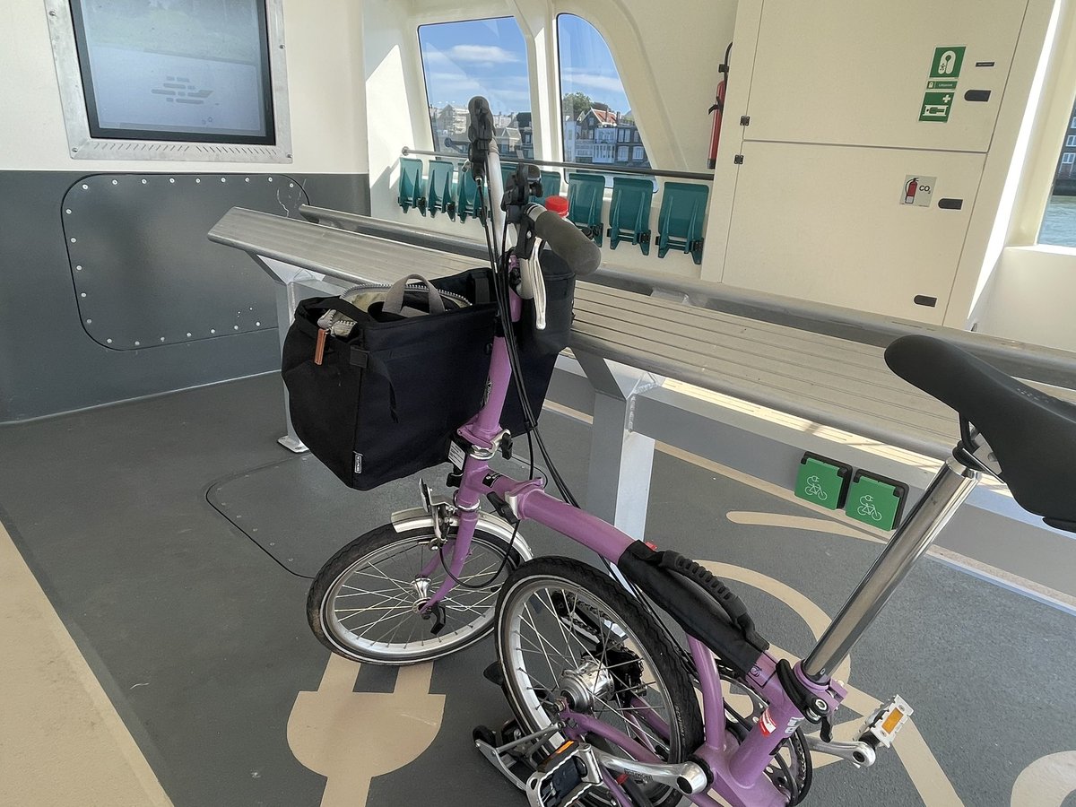 Claire Mitchell (Mills) MSc, ILM, QN tweet media