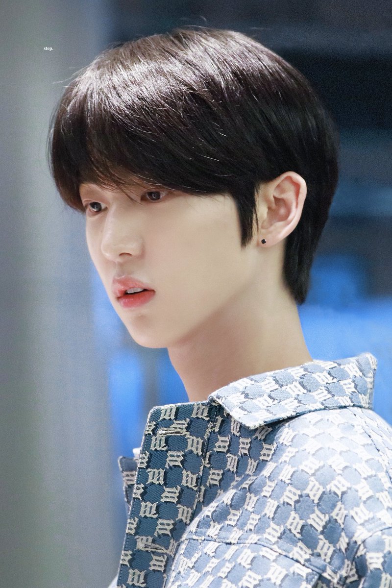 step11eunhwi's tweet photo. 230828 HQ

#TNX #thenewsix #더뉴식스 
#HWI #은휘
#이것도_하나의_스텝이야 https://t.co/32mmT9hx7X