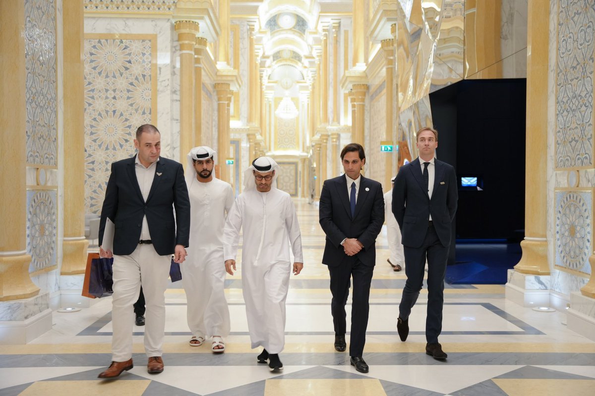 بحضور سعادة الدكتور محمد حمد الكويتي، رئيس الأمن السيبراني لحكومة دولة الإمارات، وقع مجلس الأمن السيبراني، مذكرة تفاهم مع شركة worldwide
technology ، لتعزيز الأمن الرقمي في المجالات المشتركة.

In the presence of HE Dr Mohamed Hamad Al Kuwaiti, Head of Cybersecurity of the UAE