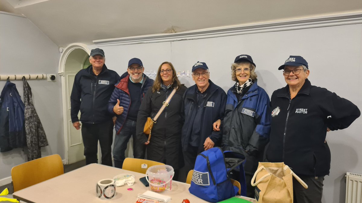 Very interesting night with East Grinstead @StreetPastors last night. They do.amazing work keeping everyone safe. #communityspirit