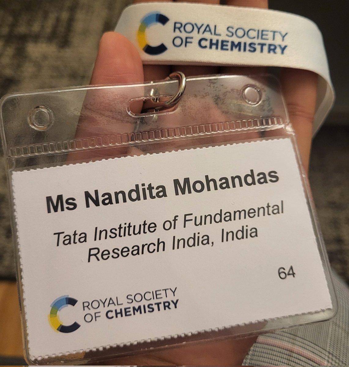 NanditaMohandas's tweet photo. 1/3 
Beyond elated to have been a delegate at the Water at Interfaces Faraday Discussion @Faraday_D organized by Royal Society of Chemistry &amp; present my poster.  #FDWater 
Thanks to my institute @TIFRH_buzz and notably my PI  @tharangattu @TnnLab for making this happen! 🥳 https://t.co/QHggQknsNw