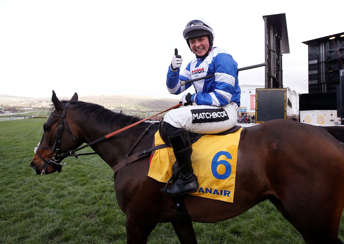 Name a more iconic duo than these two 💙🤍

We will wait...