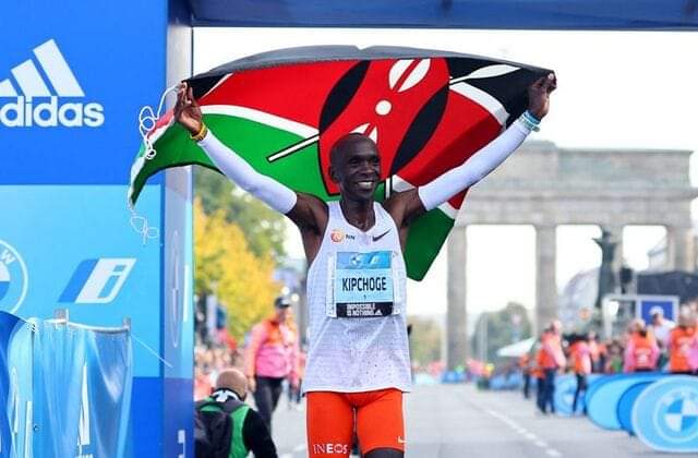 Dci21447552's tweet photo. Kongoi@Eliud kipchoge
 Congratulation  kenya we are proud https://t.co/1ffQ9IXUQ2