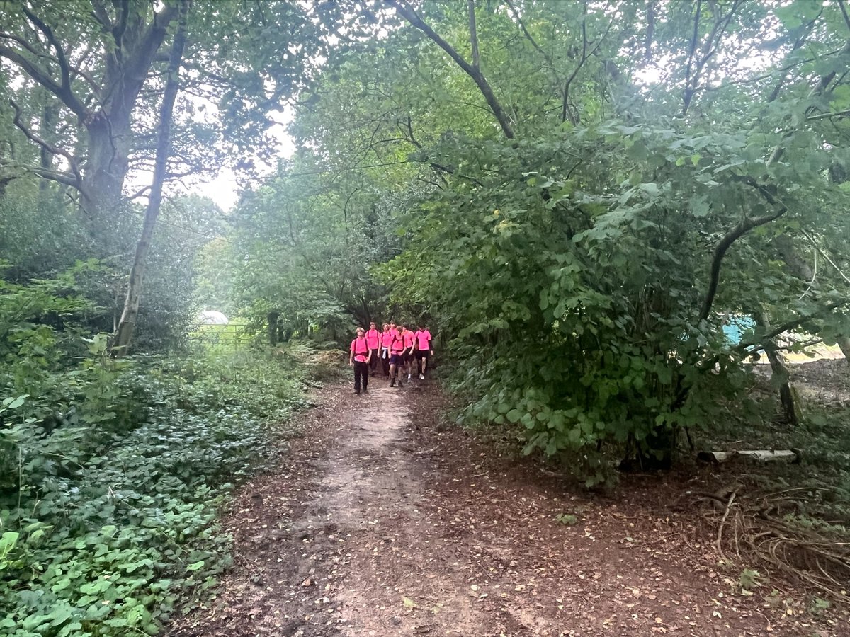 #RGSCharity An early start from Liphook, as the Sixth Form set off on The Pilgrims Challenge to walk along the Shipwright's Way, all for an incredible cause, the Max Windle Memorial Trust <a href="/MWMT2021/">The Max Windle Memorial Trust</a> justgiving.com/page/pilgrimsc…