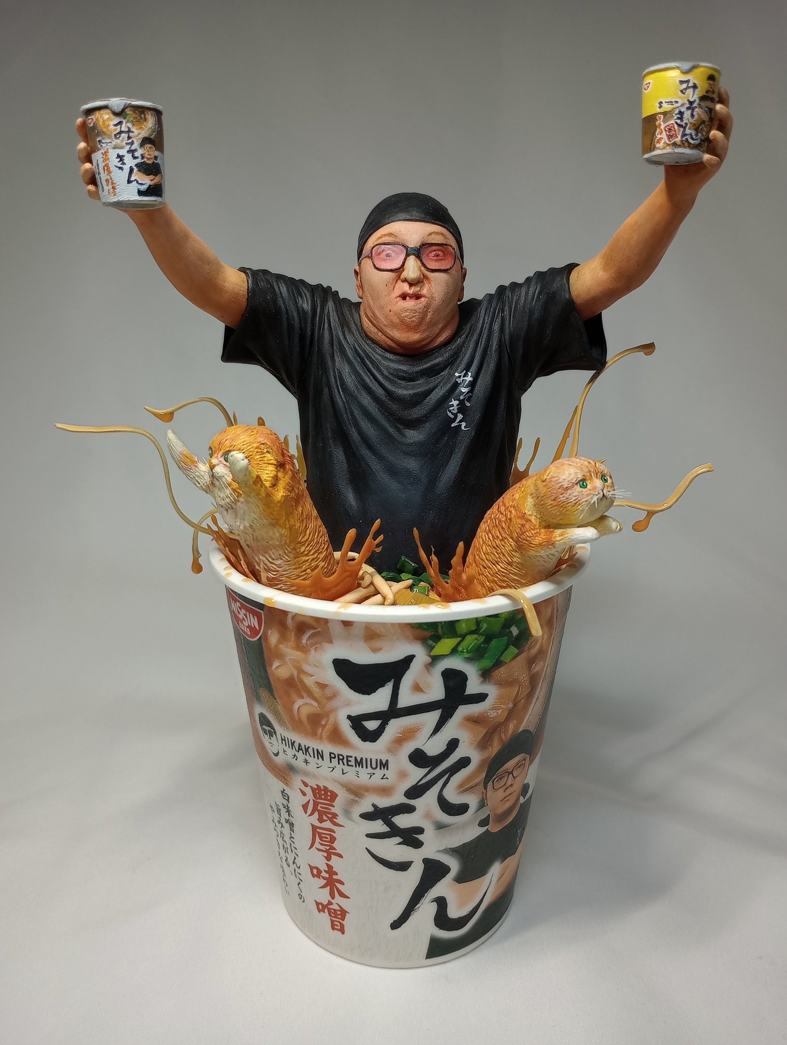 Amazon.co.jp: HIKAKIN PREMIUM カップ麺 みそきん濃厚味噌