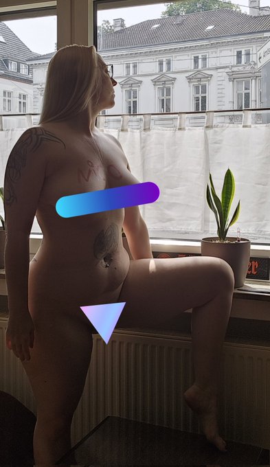 Was f&uuml;r ein herrlicher Tag :-))  https://t.co/BmzCvFuzuh https://t.co/dL4Zhc5e6m<a href="/tag/plug"class="tags"><span>#plug</span></a><a href="/tag/fanshop"class="tags"><span>#fanshop</span></a><a href="/tag/auktion"class="tags"><span>#auktion</span></a>